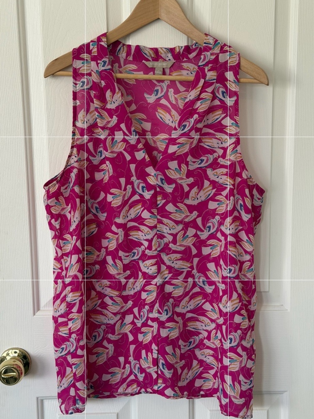 Banana Republic Sleeveless V-Neck Blouse in Bright Pink Floral Print